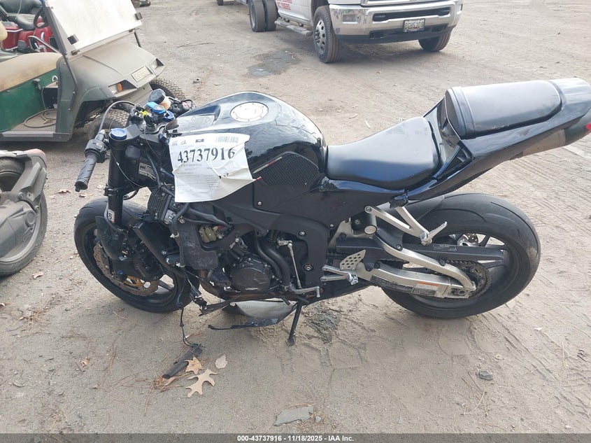 2015 Honda Cbr600 Rr VIN: JH2PC4001FK800274 Lot: 43737916