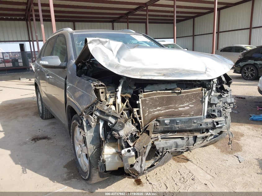 2013 Kia Sorento Lx VIN: 5XYKT3A66DG421869 Lot: 43737942