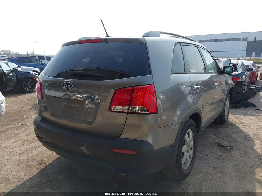 2013 Kia Sorento Lx VIN: 5XYKT3A66DG421869 Lot: 43737942