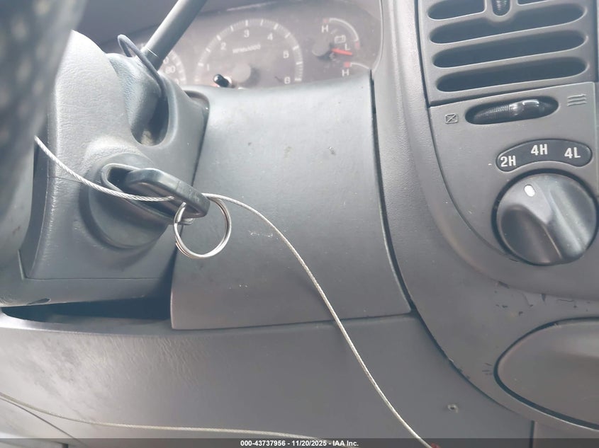 2001 Ford F-150 Lariat/Xl/Xlt VIN: 1FTPX18L91NB97754 Lot: 43737956