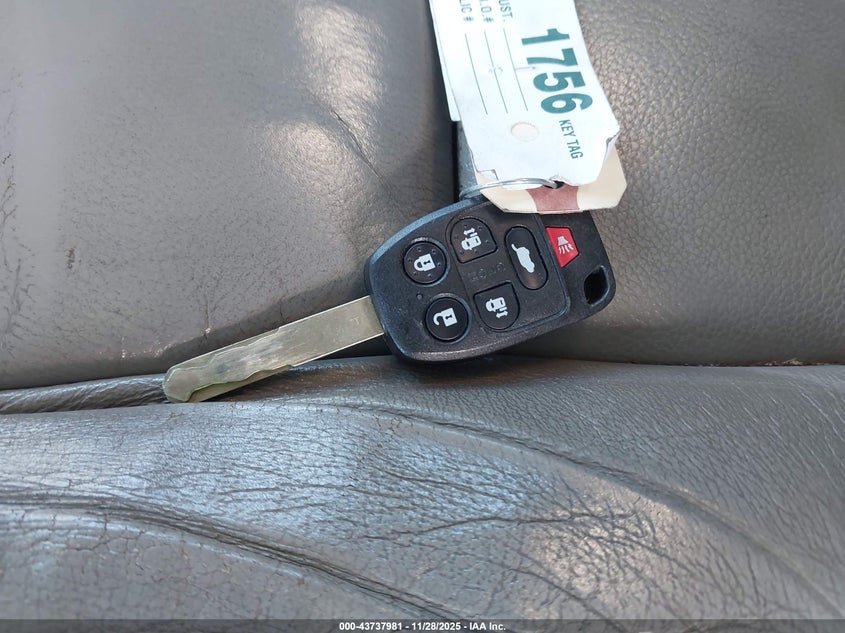 2011 Honda Odyssey Touring/Touring Elite VIN: 5FNRL5H97BB063065 Lot: 43737981