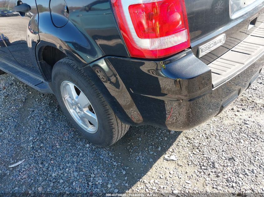 2011 Ford Escape Xls VIN: 1FMCU0C7XBKC65389 Lot: 43738025