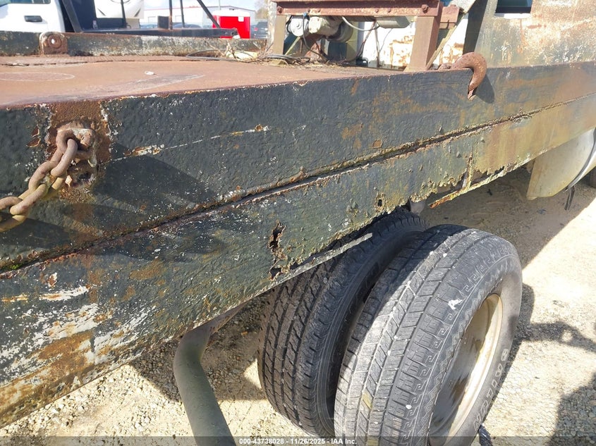 2005 Ford F-350 Xl/Xlt VIN: 1FDWF36575EC88246 Lot: 43738028