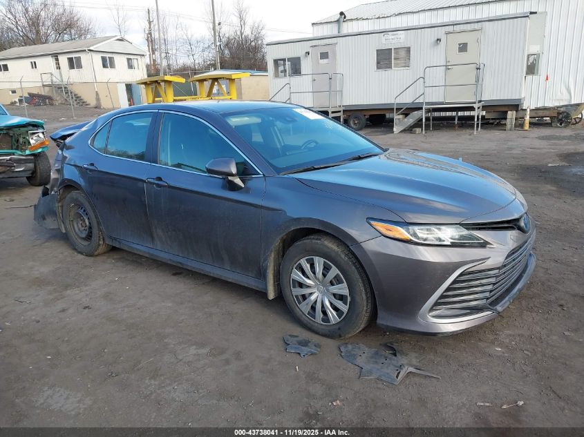 TOYOTA CAMRY HYBRID LE