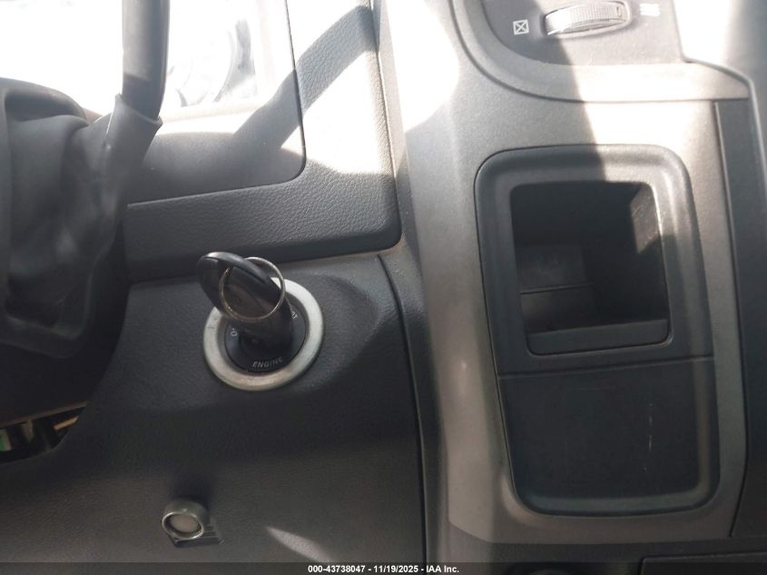 2017 Ram 2500 Tradesman 4X2 8' Box VIN: 3C6LR4ATXHG531398 Lot: 43738047