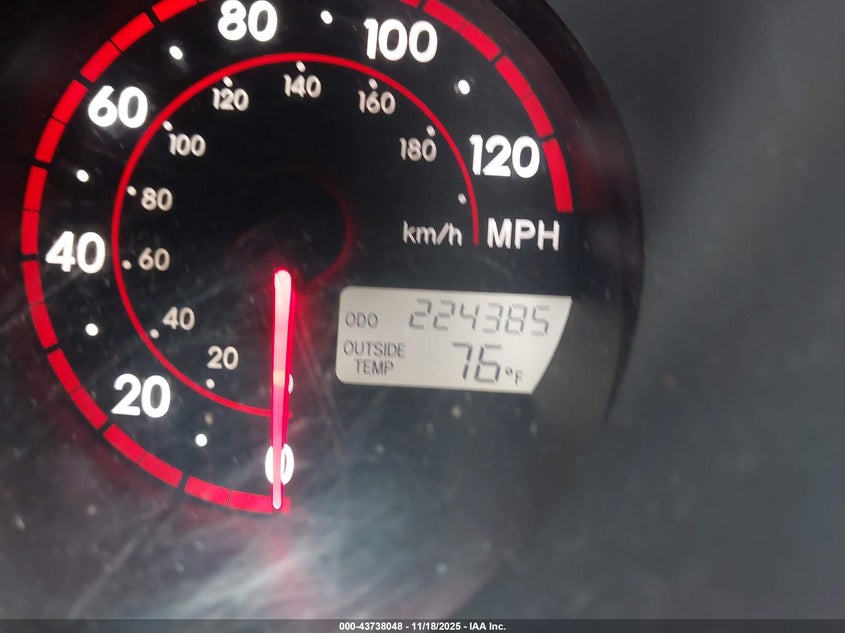 2008 Toyota Matrix VIN: 2T1KR32E48C700646 Lot: 43738048