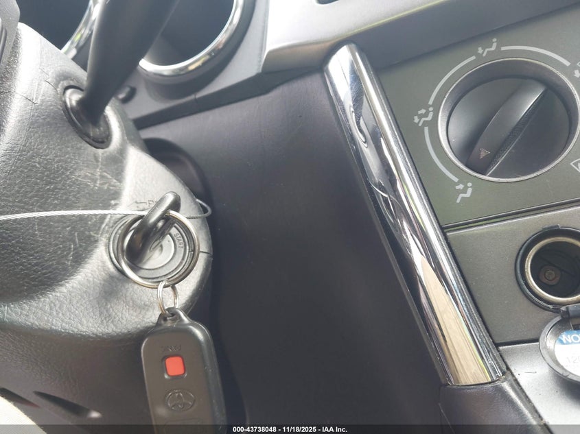 2008 Toyota Matrix VIN: 2T1KR32E48C700646 Lot: 43738048