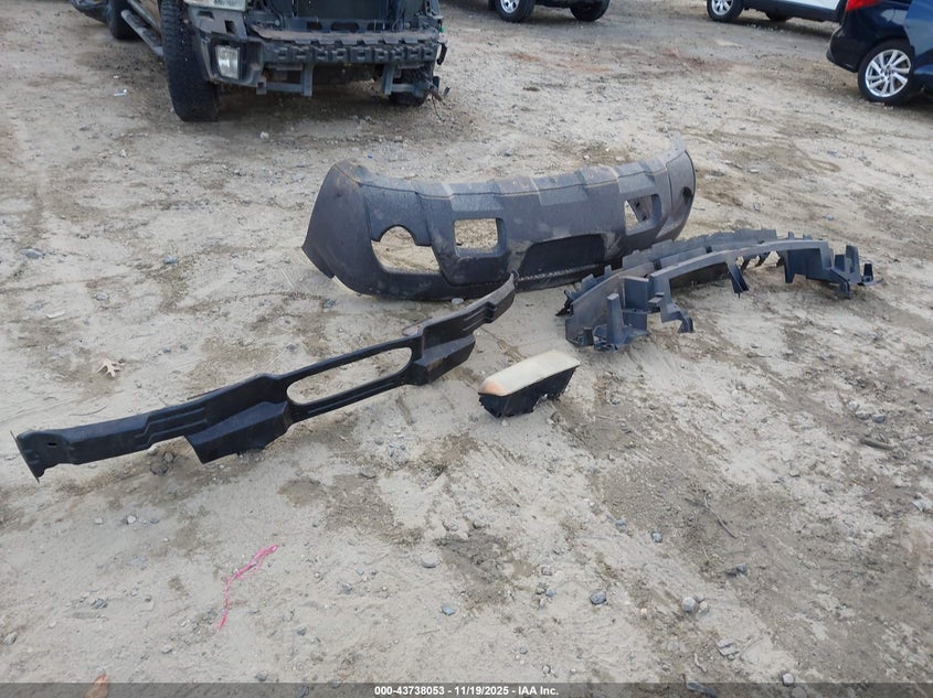 2003 Chevrolet Avalanche 1500 VIN: 3GNEC13T53G166692 Lot: 43738053