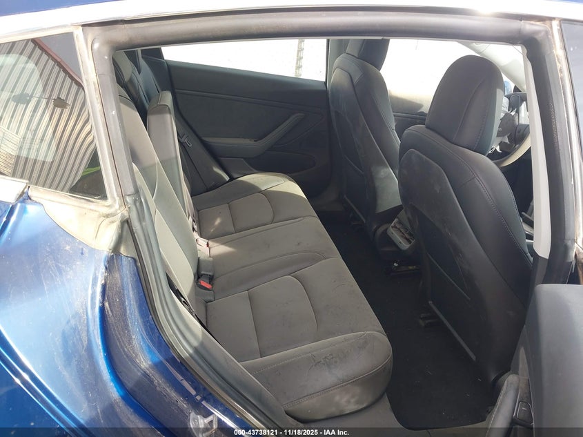 2019 Tesla Model 3 Long Range/Mid Range/Standard Range/Standard Range Plus VIN: 5YJ3E1EA7KF309197 Lot: 43738121