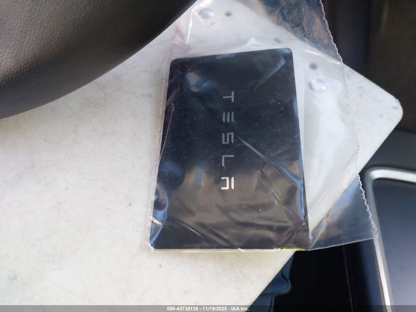 2022 Tesla Model 3 Long Range Dual Motor All-Wheel Drive VIN: 5YJ3E1EB9NF137185 Lot: 43738138