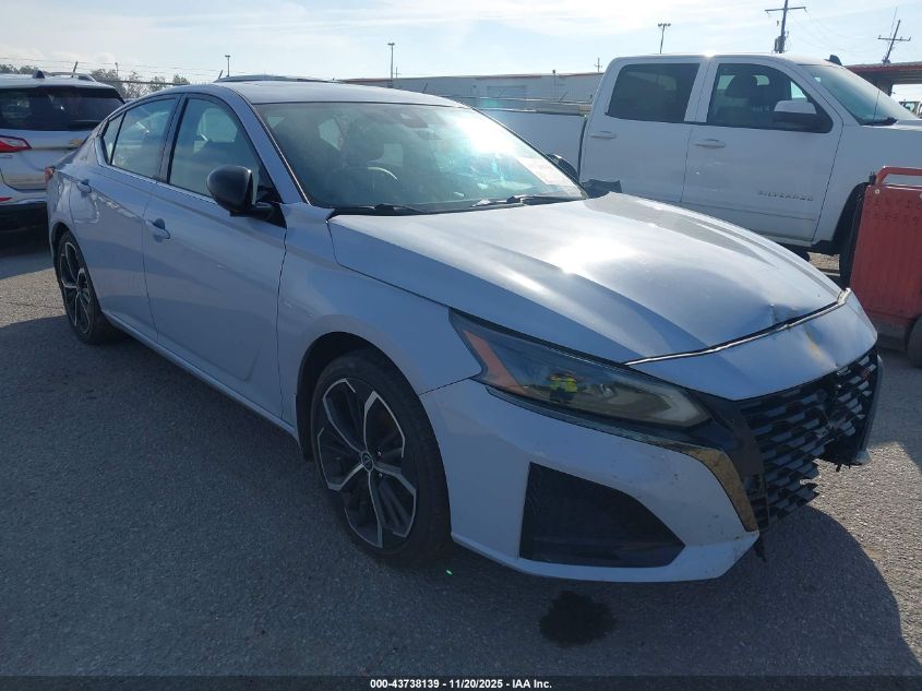 NISSAN ALTIMA SR FWD