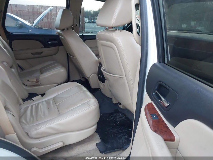 2007 Chevrolet Tahoe Ltz VIN: 1GNFK130X7J401279 Lot: 43738183