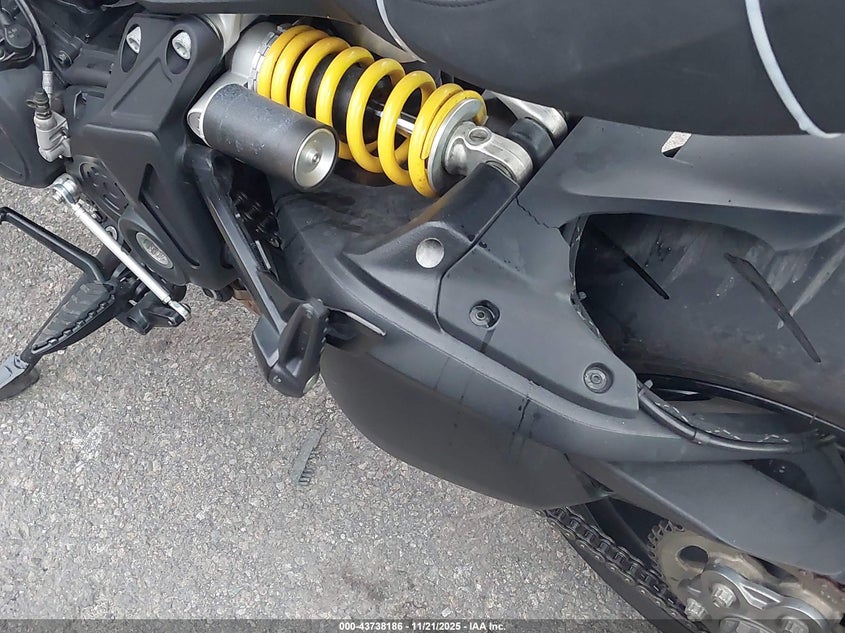 2021 Ducati Diavel 1260 S VIN: ZDMGAHRW5MB005100 Lot: 43738186