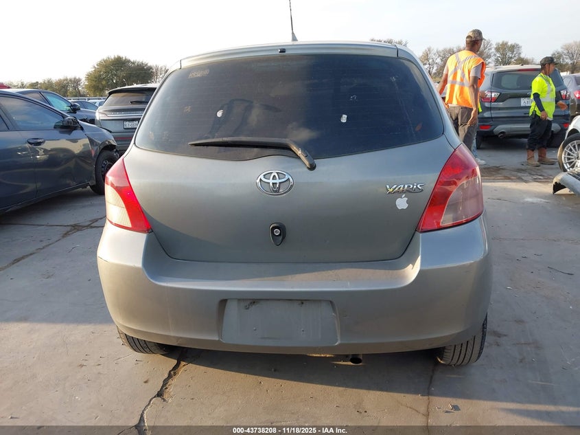 2007 Toyota Yaris VIN: JTDJT923075049929 Lot: 43738208