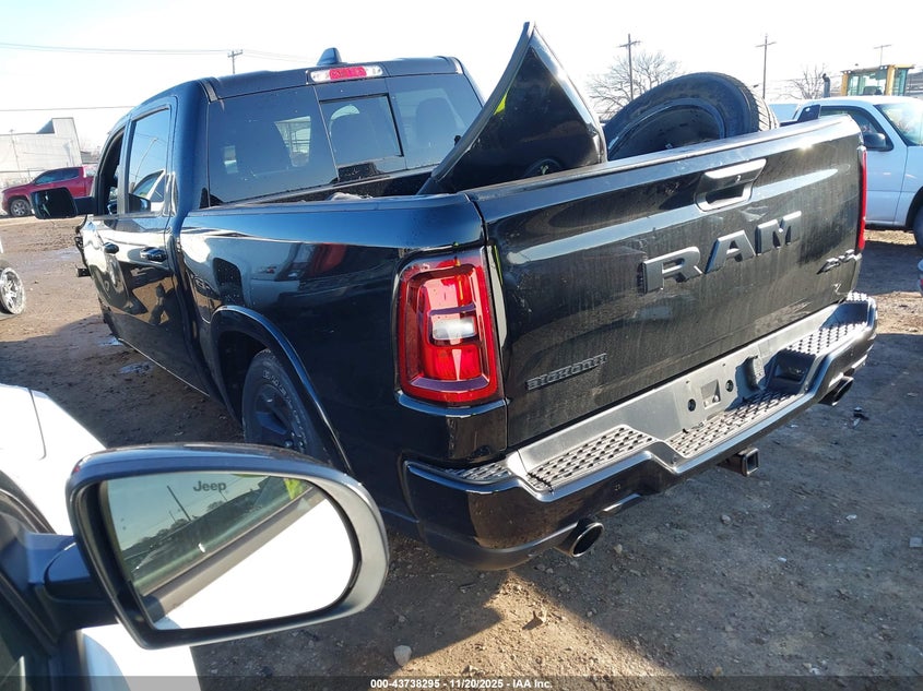 2025 RAM 1500 auction photo 3