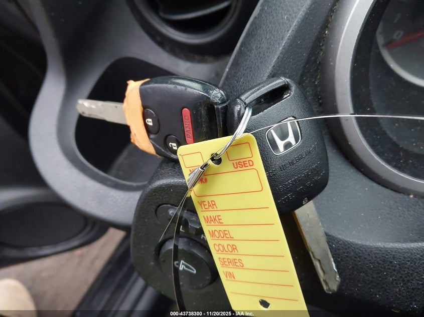 JHMGE8H37DC069266 2013 HONDA FIT photo no. 11