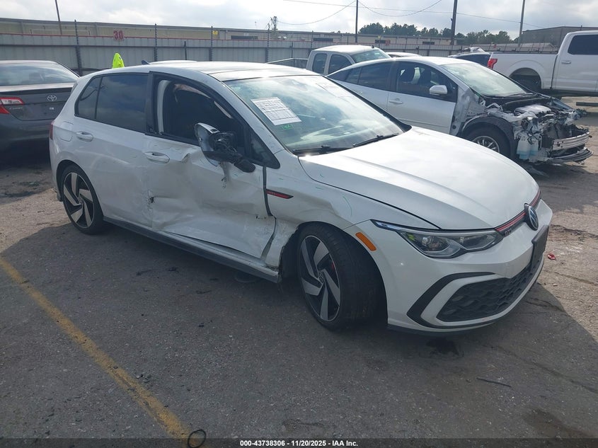 VOLKSWAGEN GOLF GTI 2.0T SE