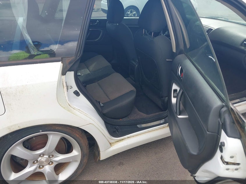 2005 Subaru Legacy 2.5Gt VIN: 4S3BP686X54375331 Lot: 43738338