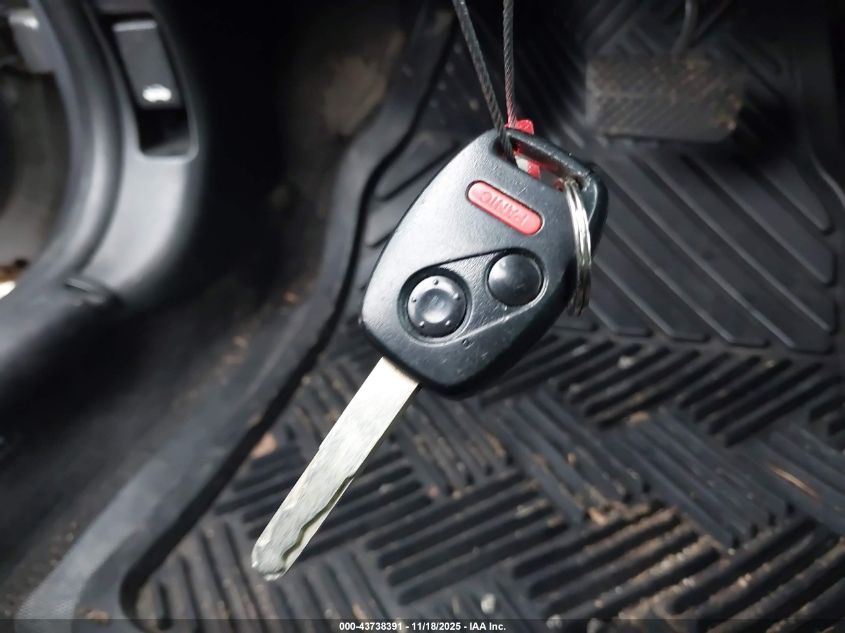 2008 Honda Fit Sport VIN: JHMGD38688S034943 Lot: 43738391