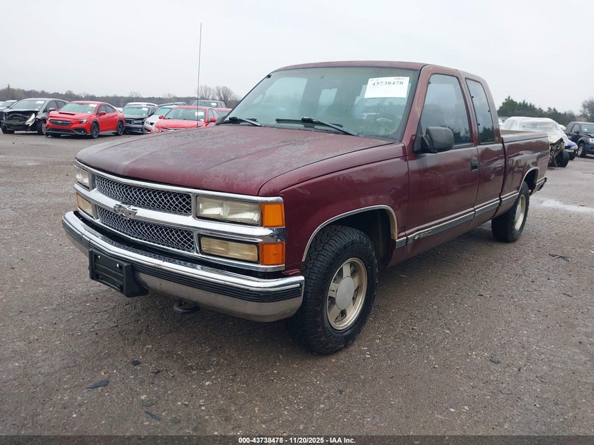 2GCEC19RXW1108997 1998 CHEVROLET C/K photo no. 2