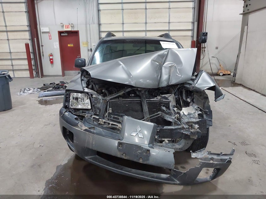 2004 Mitsubishi Endeavor Ls VIN: 4A4MN21SX4E090581 Lot: 43738544