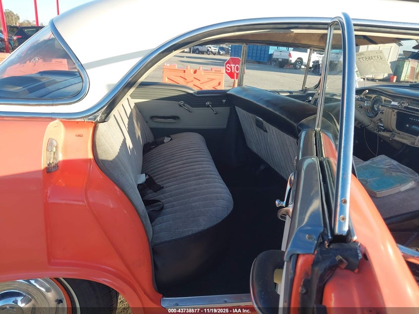 1955 Oldsmobile Holiday 88 VIN: 557K25780 Lot: 43738577