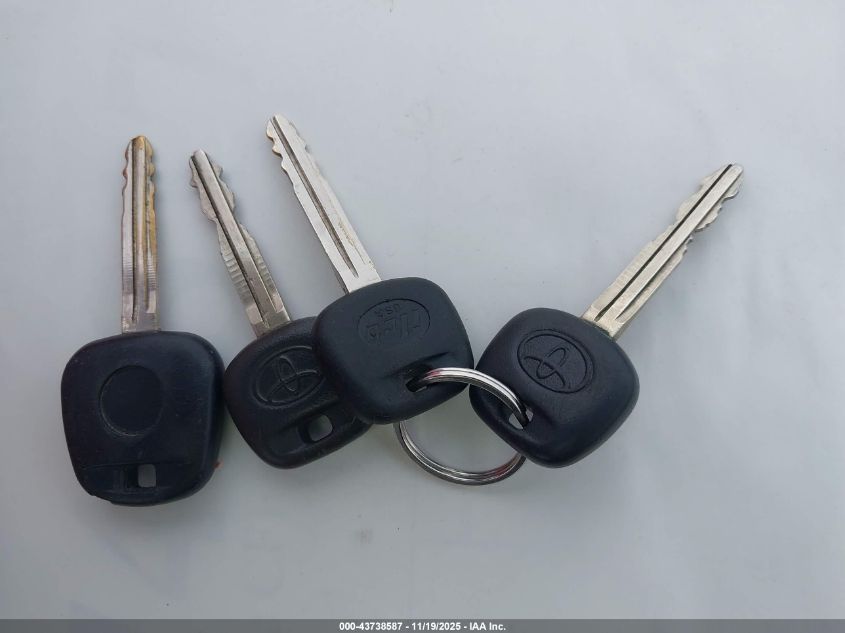 1999 Toyota Avalon Xls VIN: 4T1BF18B4XU302926 Lot: 43738587