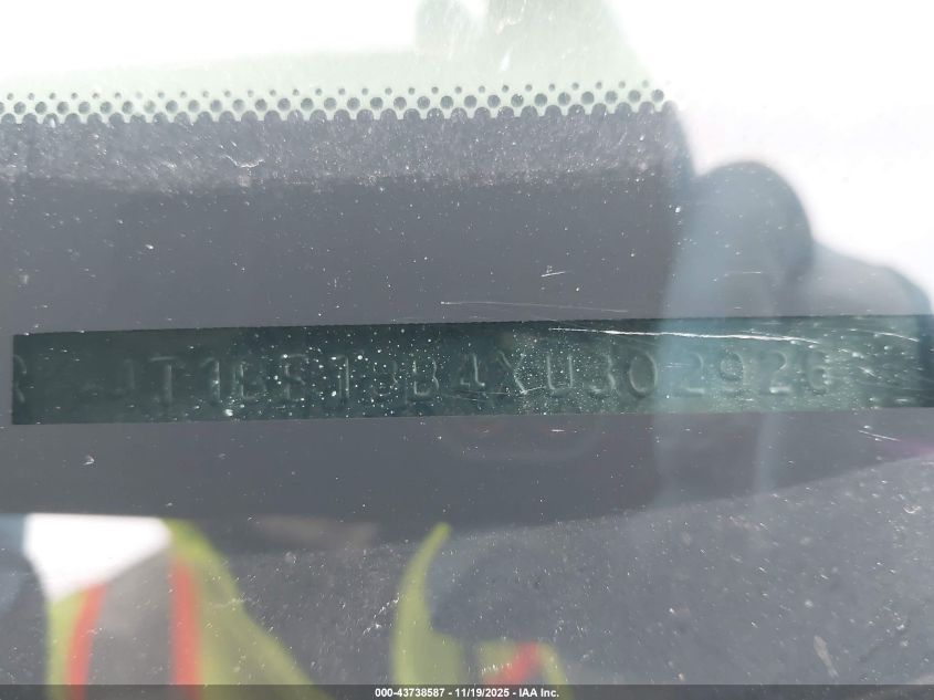 1999 Toyota Avalon Xls VIN: 4T1BF18B4XU302926 Lot: 43738587