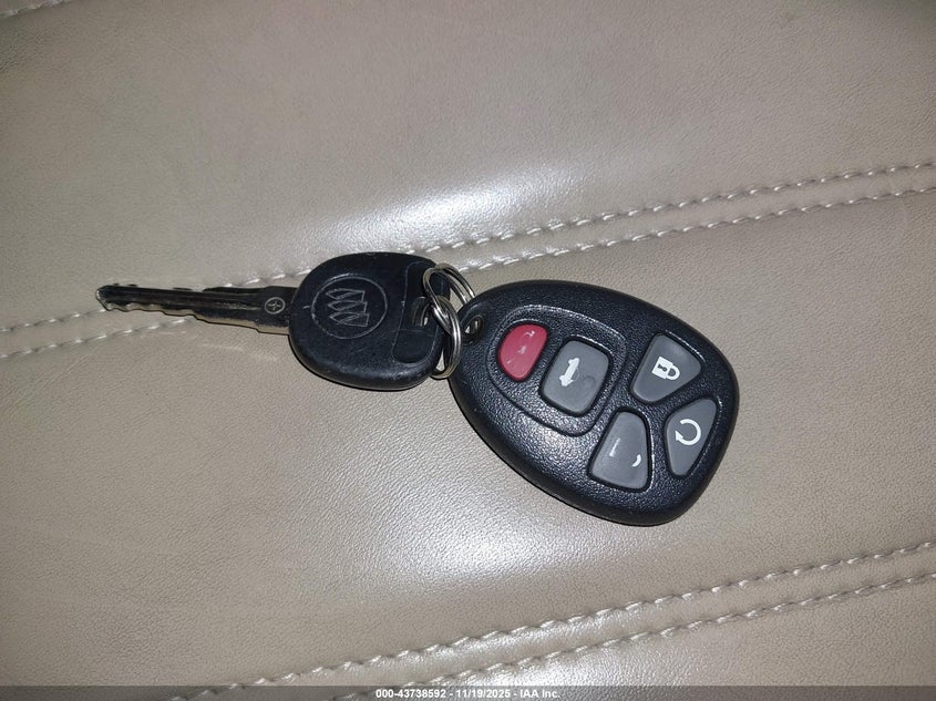 2006 Buick Lucerne Cxl VIN: 1G4HD57226U212102 Lot: 43738592