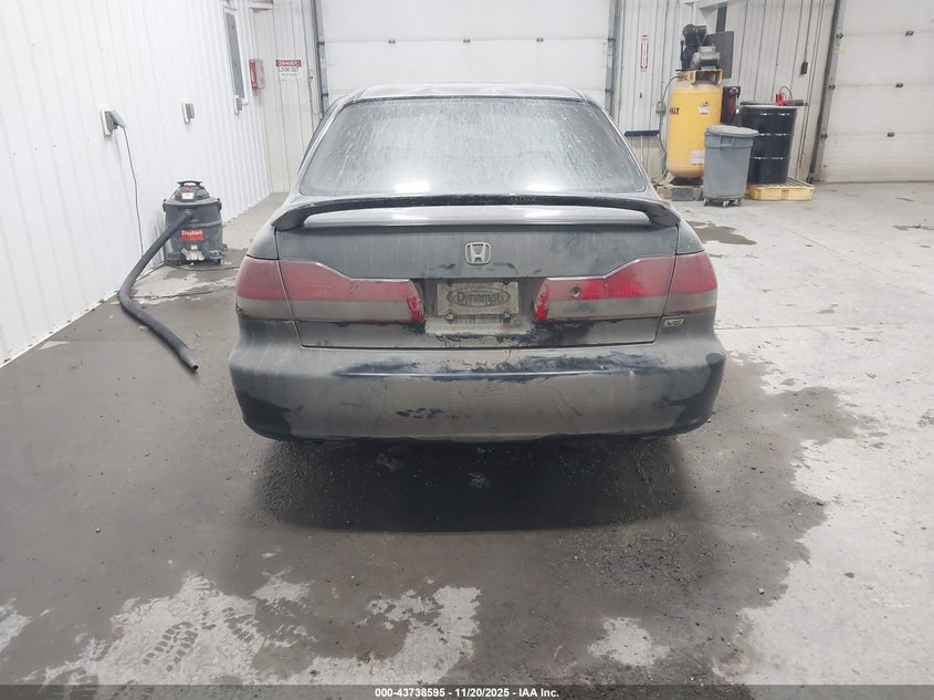 2001 Honda Accord 3.0 Ex VIN: 1HGCG16581A060123 Lot: 43738595