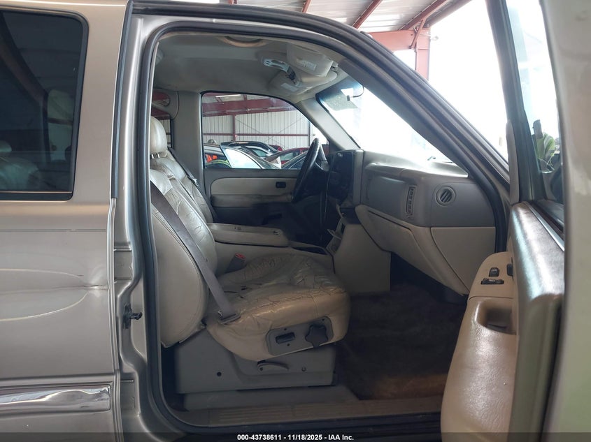 3GKEC16T51G280049 2001 GMC YUKON photo no. 5