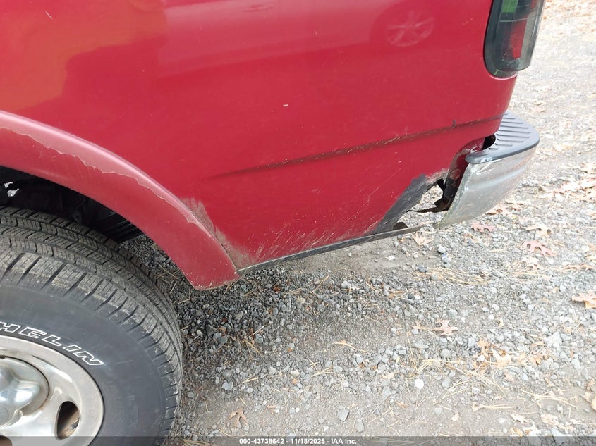 2002 Ford F-150 Lariat/Xl/Xlt VIN: 2FTRX18L22CA79965 Lot: 43738642