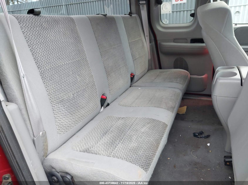 2002 Ford F-150 Lariat/Xl/Xlt VIN: 2FTRX18L22CA79965 Lot: 43738642