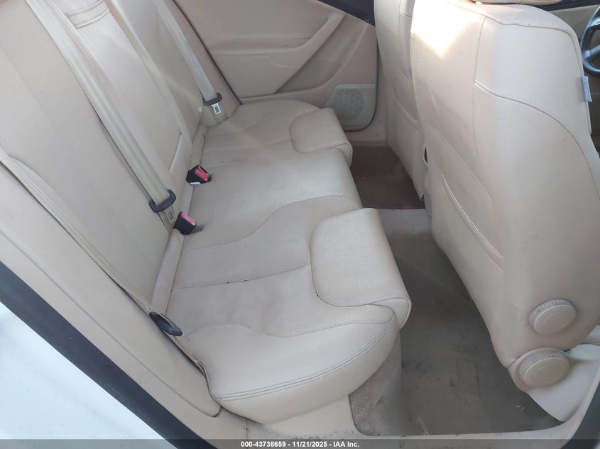 2007 Volkswagen Passat Wolfsburg Edition VIN: WVWAK73CX7P164841 Lot: 43738659