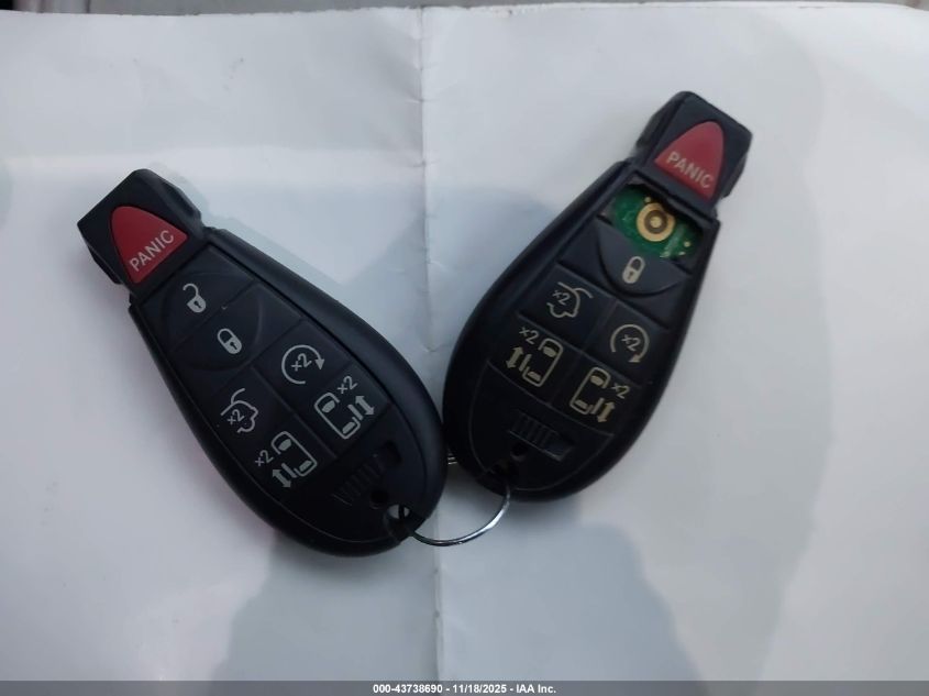 2015 Chrysler Town & Country Touring-L VIN: 2C4RC1CG9FR554763 Lot: 43738690