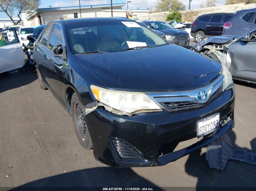 TOYOTA CAMRY HYBRID LE