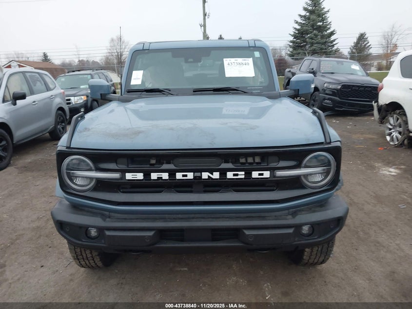 2025 Ford Bronco Outer Banks VIN: 1FMEE8BP5SLA41382 Lot: 43738840