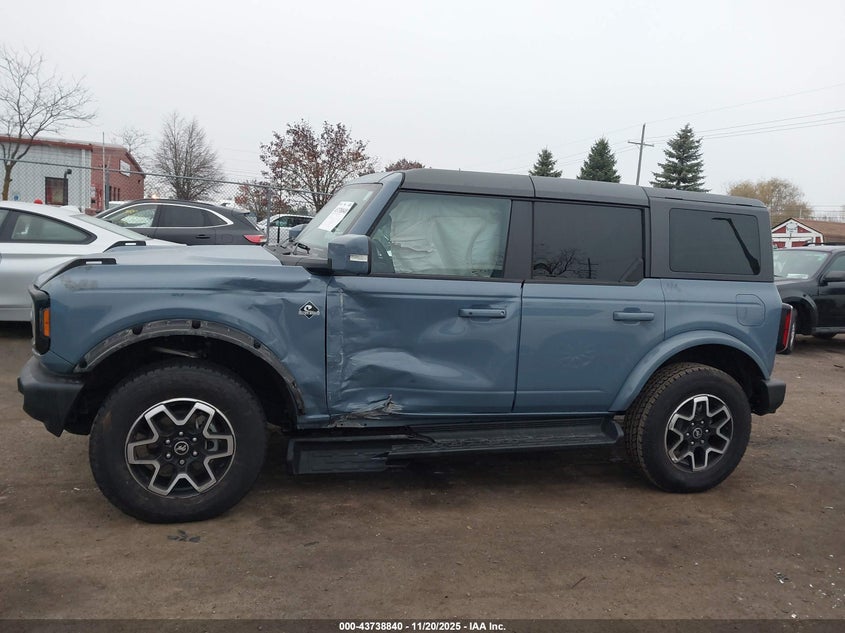 2025 Ford Bronco Outer Banks VIN: 1FMEE8BP5SLA41382 Lot: 43738840