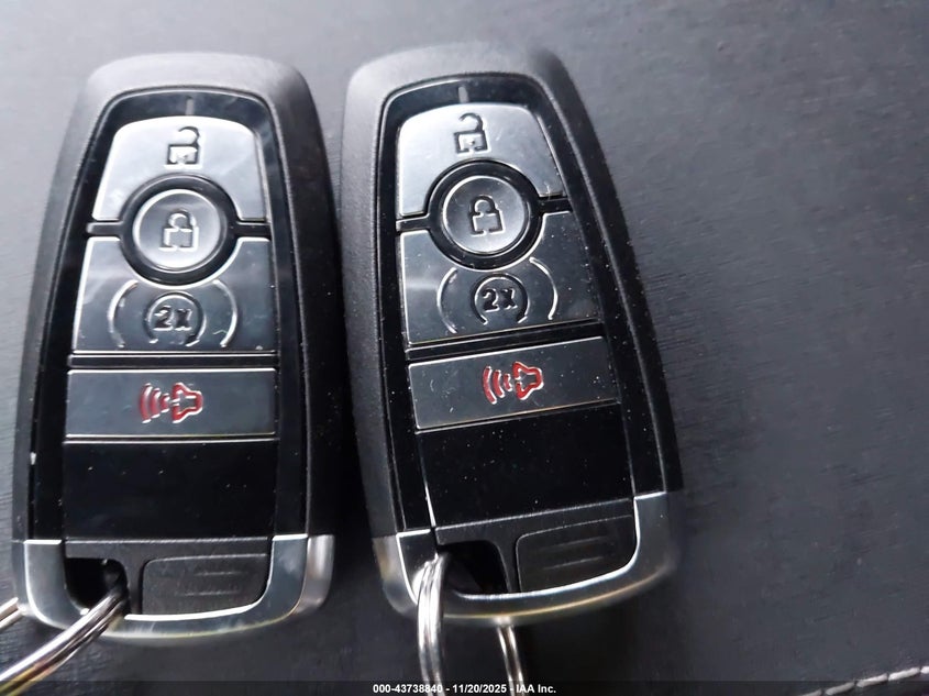 2025 Ford Bronco Outer Banks VIN: 1FMEE8BP5SLA41382 Lot: 43738840