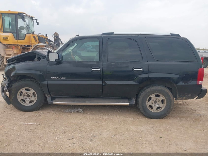 2004 Cadillac Escalade Standard VIN: 1GYEK63N24R170642 Lot: 43738850