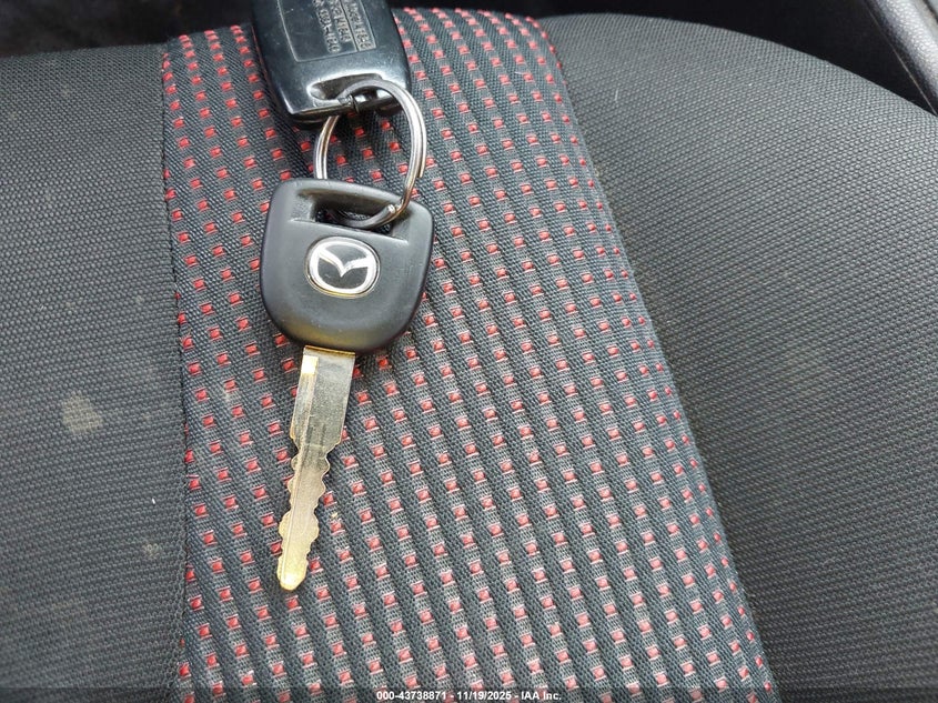 2006 Mazda Mazda3 S Touring VIN: JM1BK343061511722 Lot: 43738871