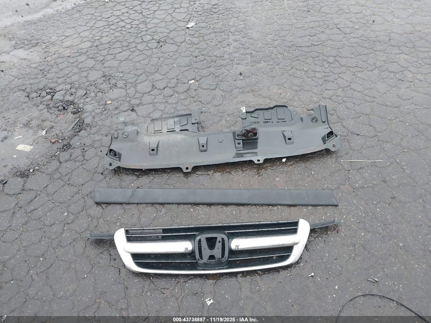 2003 Honda Cr-V Lx VIN: SHSRD78423U112549 Lot: 43738887