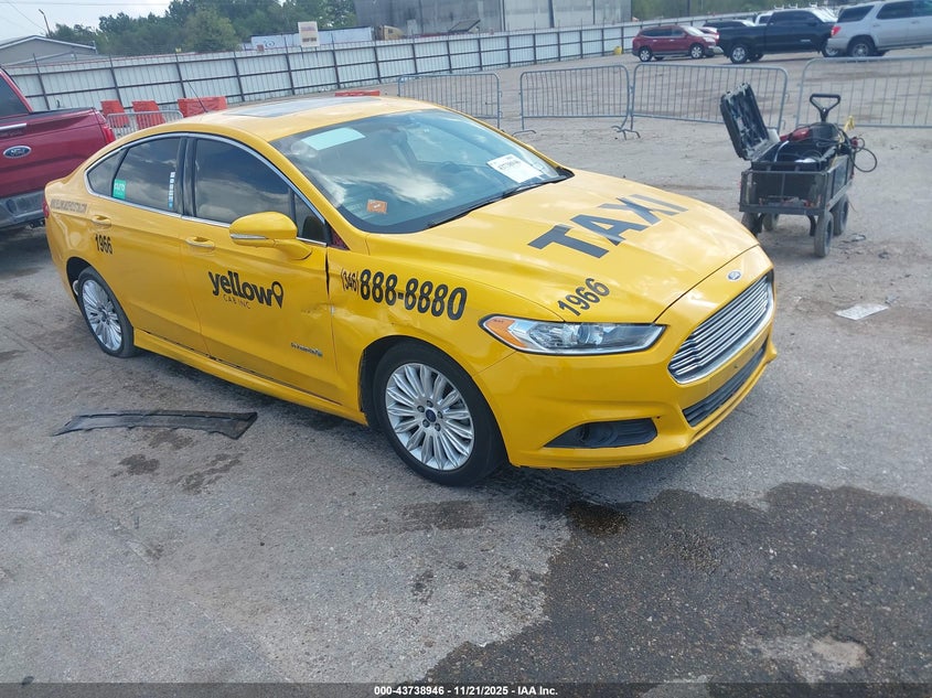 FORD FUSION HYBRID SE