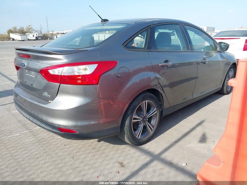 1FADP3F25EL223945 2014 FORD FOCUS photo no. 4