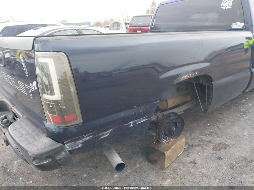 1GCEC14X25Z140323 2005 CHEVROLET SILVERADO photo no. 18