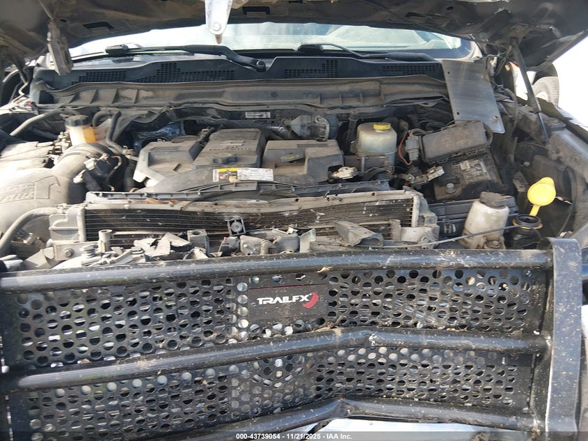 2017 Ram 3500 Chassis Tradesman/Slt/Laramie VIN: 3C7WRTCL6HG731789 Lot: 43739054