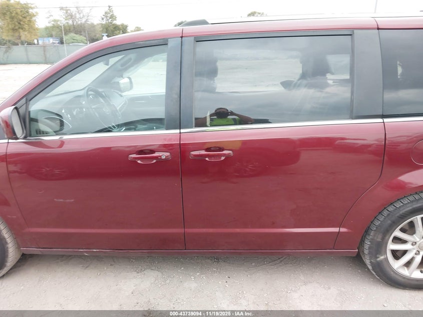 2019 Dodge Grand Caravan Sxt VIN: 2C4RDGCGXKR677241 Lot: 43739094