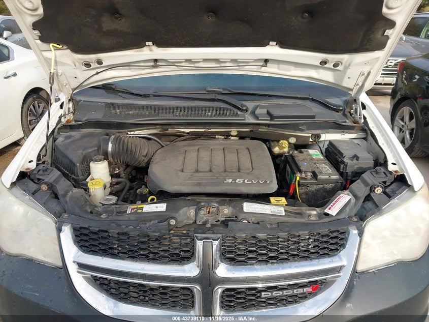 2013 Dodge Grand Caravan Sxt VIN: 2C4RDGCG3DR576092 Lot: 43739110