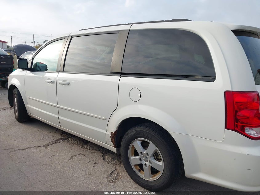2013 Dodge Grand Caravan Sxt VIN: 2C4RDGCG3DR576092 Lot: 43739110