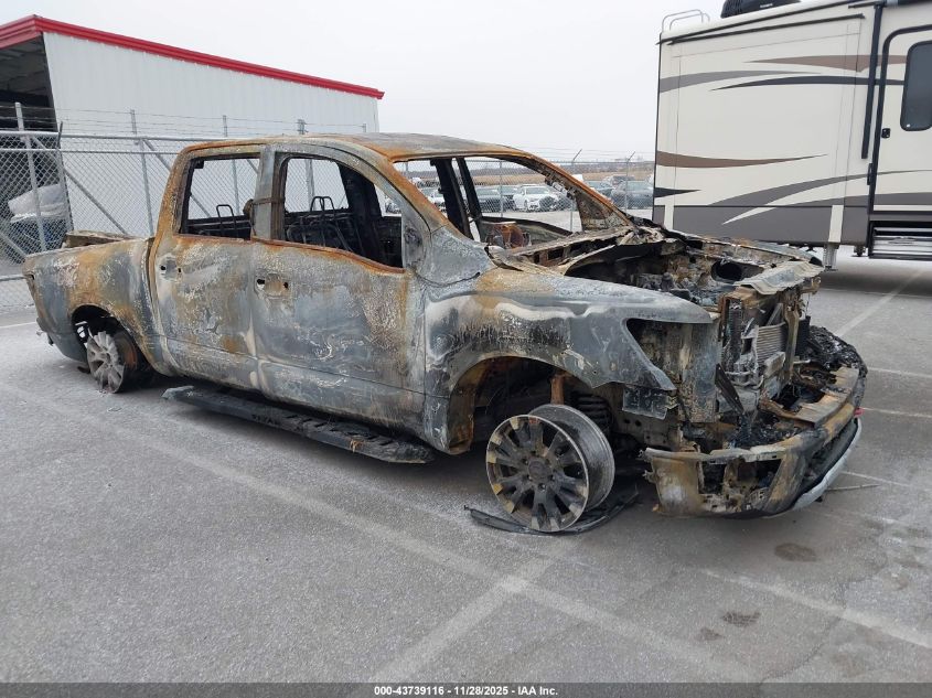 NISSAN TITAN PRO-4X 4X4